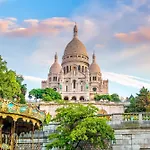 Gorgeous And Large Flat In The Heart Of Paris 09