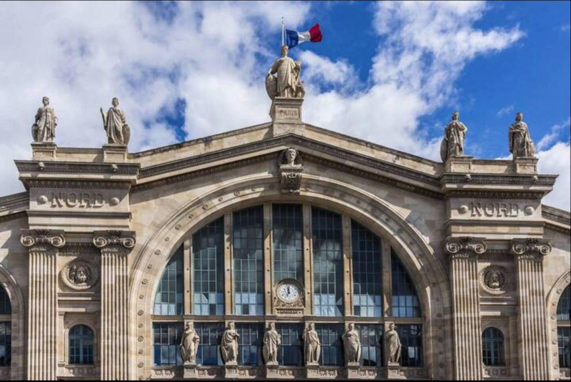 Gorgeous And Large Flat In The Heart Of 09 Apartment Paris